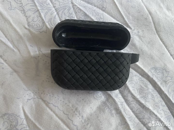 Чехол на airpods pro