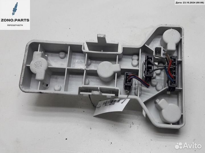 Плата фонаря заднего левого 3B5945095G на Volkswagen Passat B5