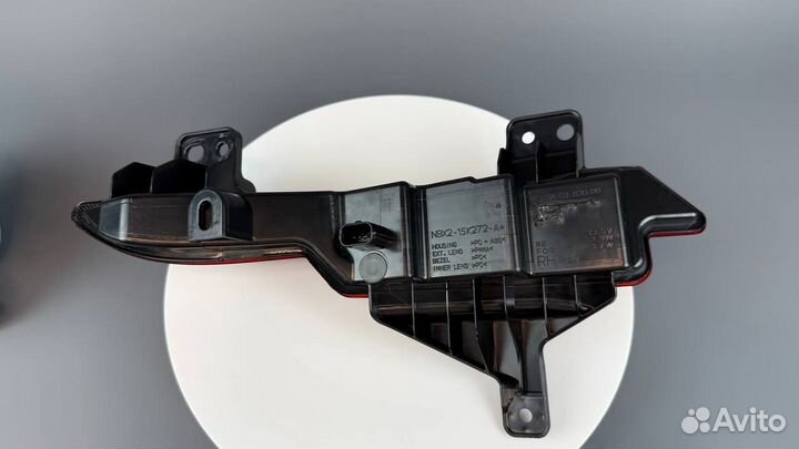 Отражатель Land Rover Sport L461 2022-2025