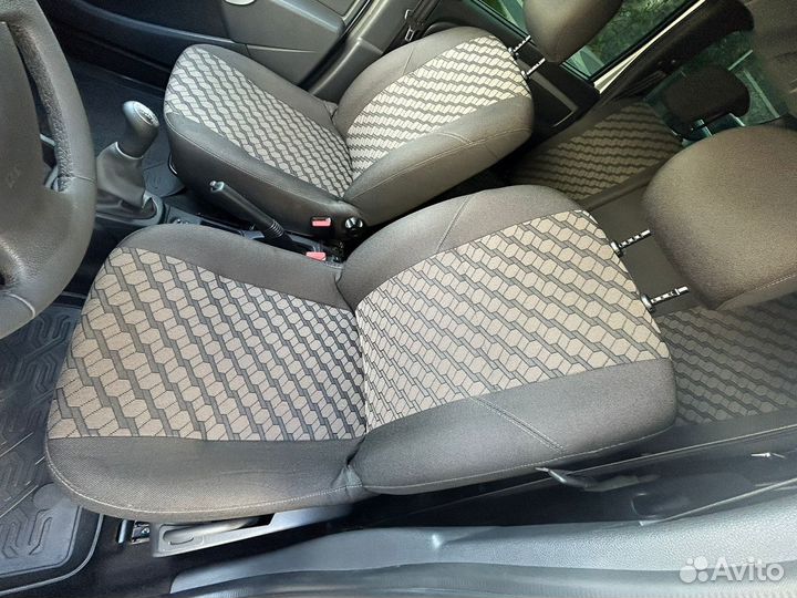 LADA Largus 1.6 МТ, 2020, 32 000 км