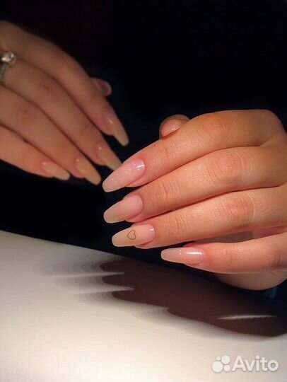 Наращивание ногтей