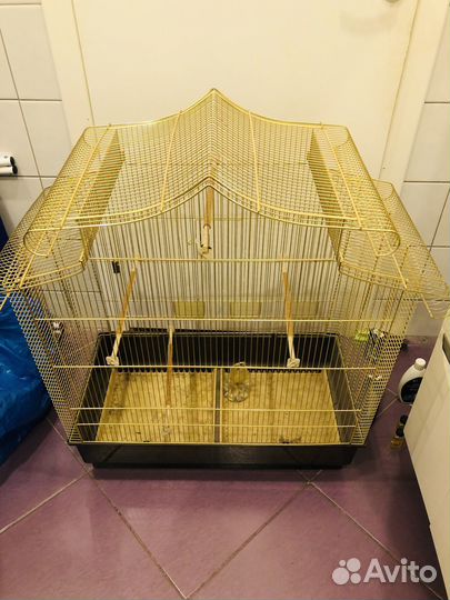 Большая клетка для птиц