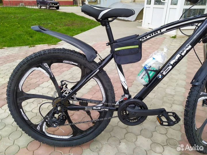 Велосипед на литых дисках