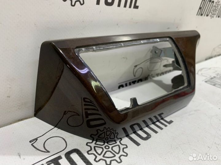 Накладка торпедо левая Bmw 745 E65 N62B44 2004