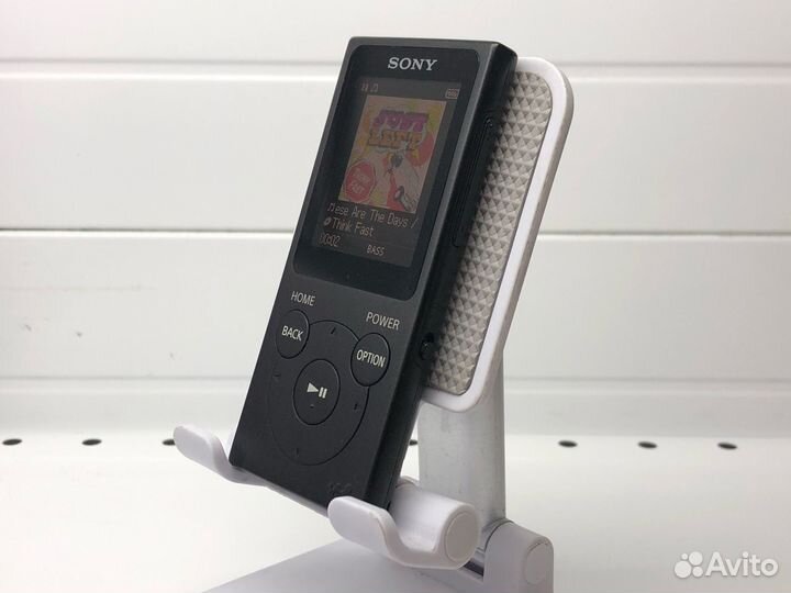 MP3-плеер Sony Walkman NW-E394