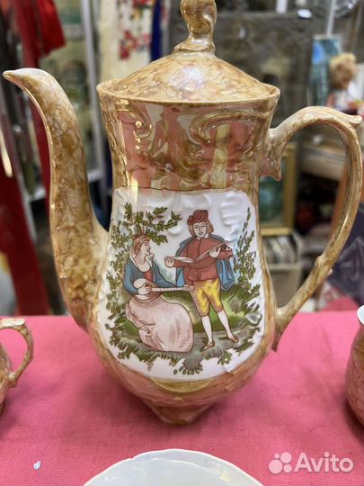 Старинный фарфоровый сервиз. без клейм. 4 пары