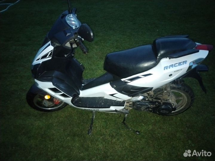 Скутер racer