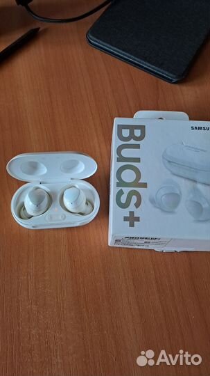 Наушники Samsung galaxy buds+