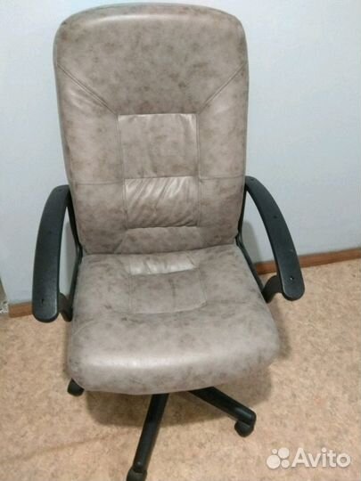 Ремонт и перетяжка стульев, офисных кресел,и.т.д