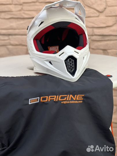 Мотоциклетный шлем