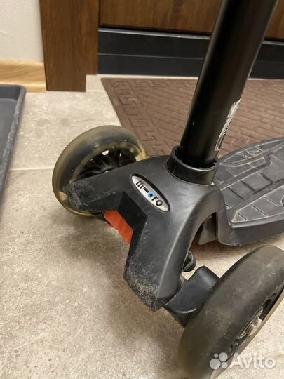 Самокат Maxi micro led (2 комплекта колес)