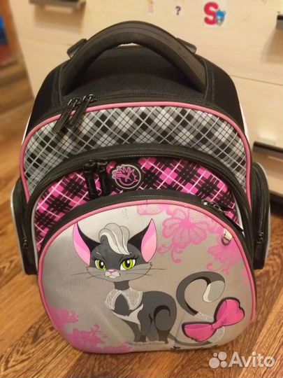 Рюкзак школьный для девочки 1-2 класс