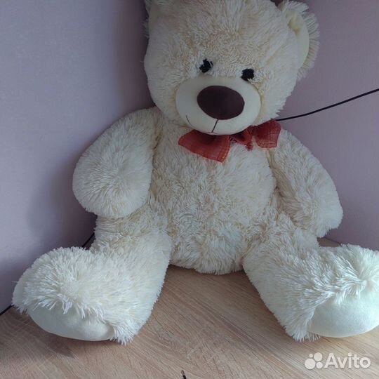 Плюшевый медведь