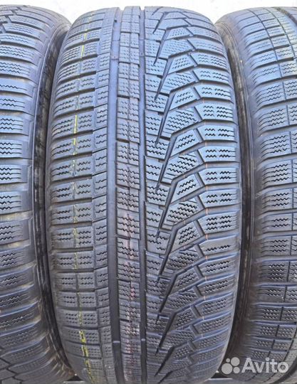 Hankook Winter I'Cept Evo2 W320C 235/55 R19 105V