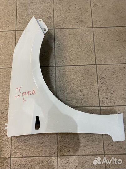 Крыло переднее правое Hyundai accent/verna