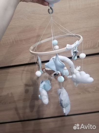 Мобиль из фетра с держателем