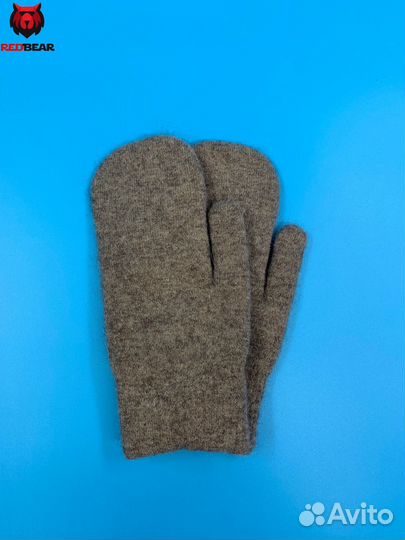 Комплект шапка и варежки