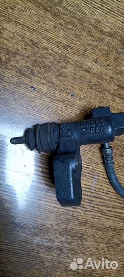 Рабочий цилиндр сцепления на nissan