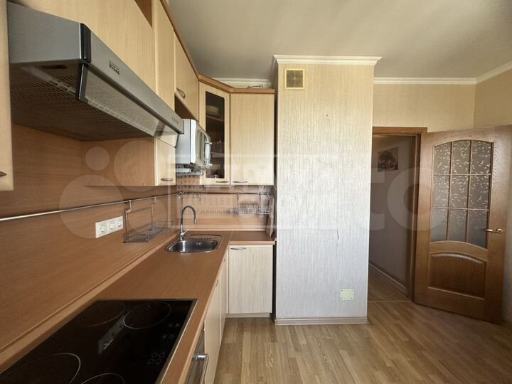 2-к. квартира, 58 м², 15/17 эт.