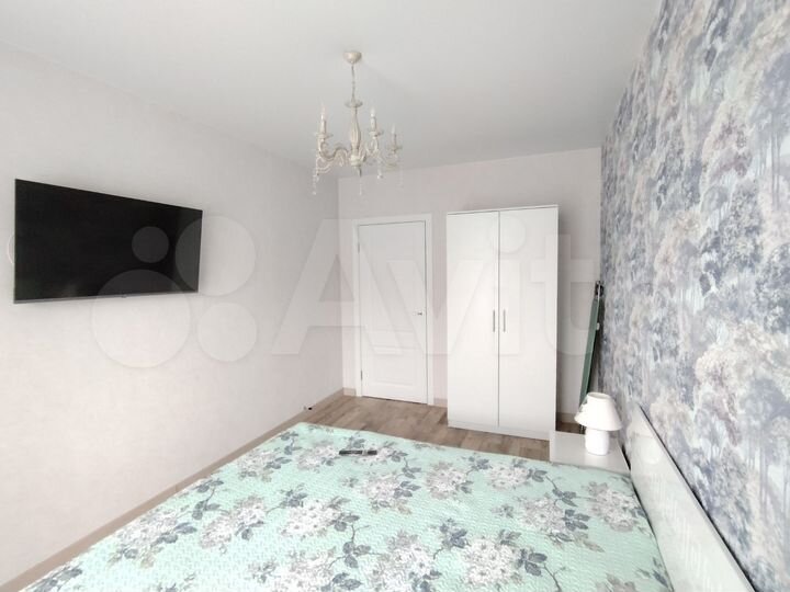 1-к. квартира, 42 м², 8/10 эт.