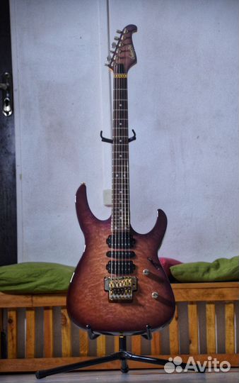 Электрогитара Chatting bird by Caparison из Японии