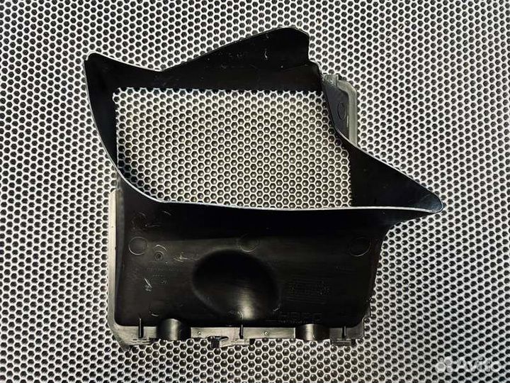 Воздуховод интеркулера Porsche Cayenne передний