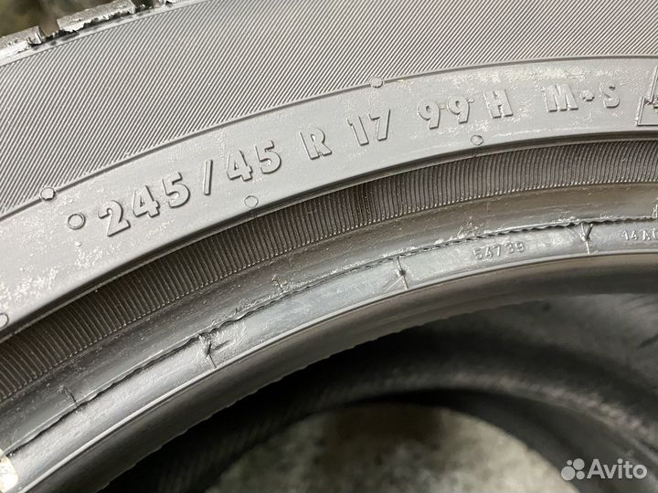 Continental ContiWinterContact TS 830 P 245/45 R17 99H