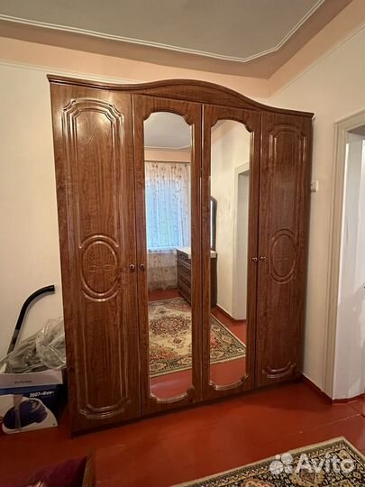 Спальный гарнитур