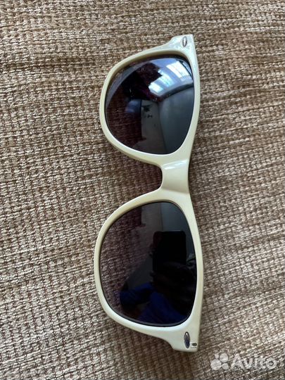 Солнечные очки женские