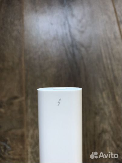 Адаптер Thunderbolt 3 (USB-C) to Thunderbolt 2