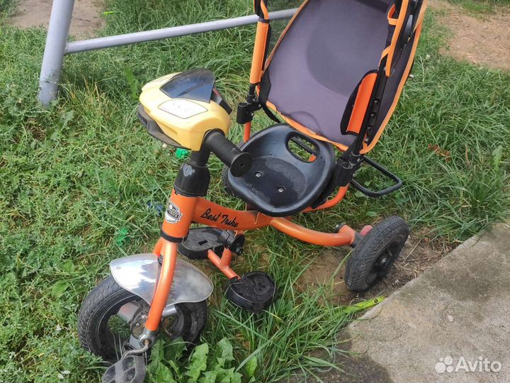 Велосипед трёхколёсный