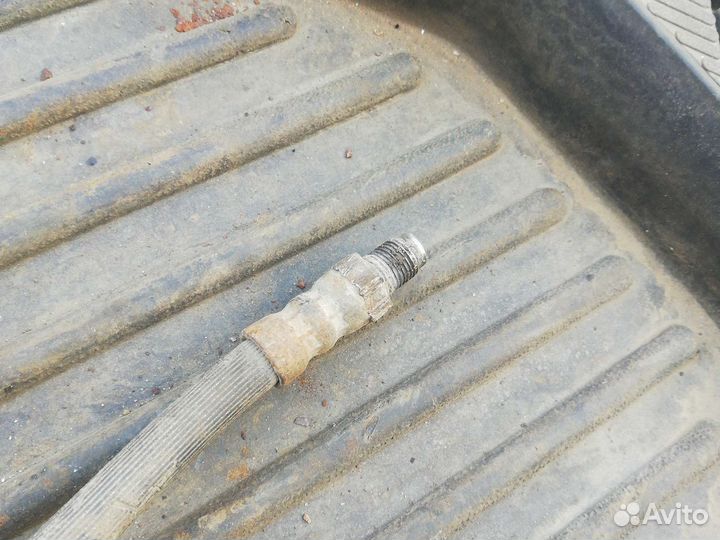 Шланг тормозной Мазда 3 вк