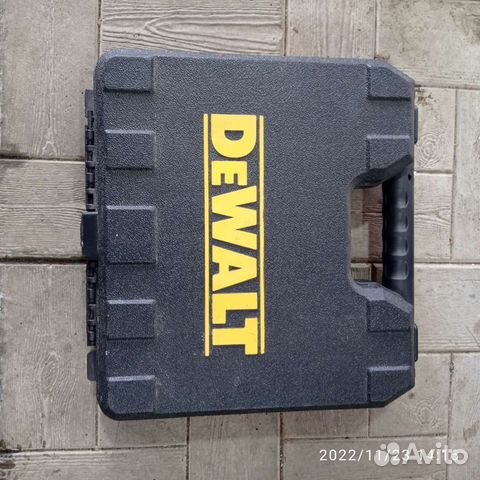 Шуруповёрт ударный Dewalt