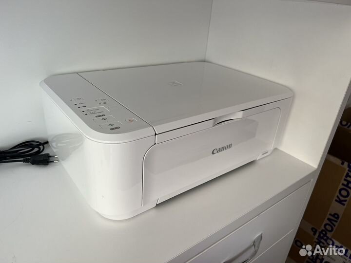 Цветной струйный принтер мфу