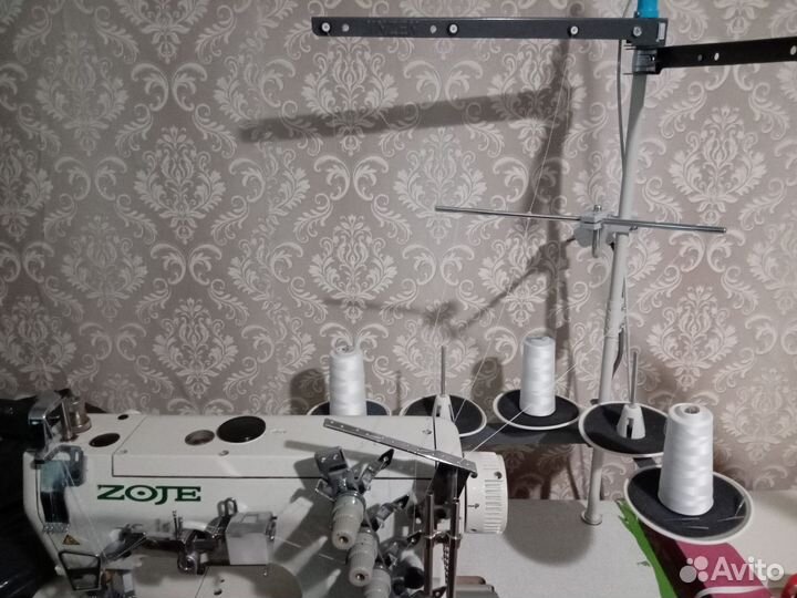 Плоскошовная машина zoje