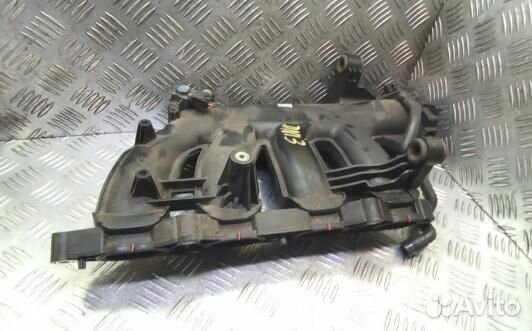 Впускной коллектор бензиновый mercedes benz C-clas