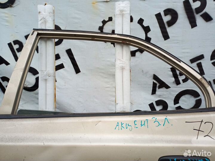Стекло двери задней левой Hyundai Accent