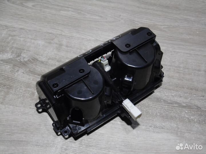 Подстаканники Лексус лс