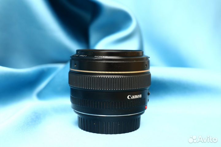 Canon EF 50mm f/1.4 как новый