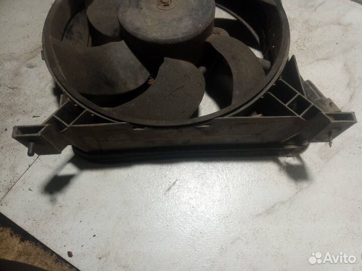 Вентилятор охлаждения Opel Omega B 1998 90570701