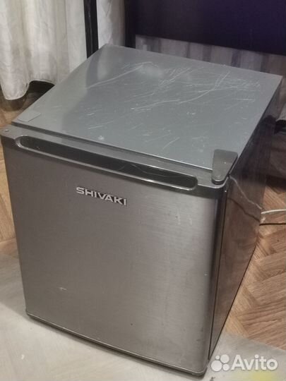 Мини барный холодильник