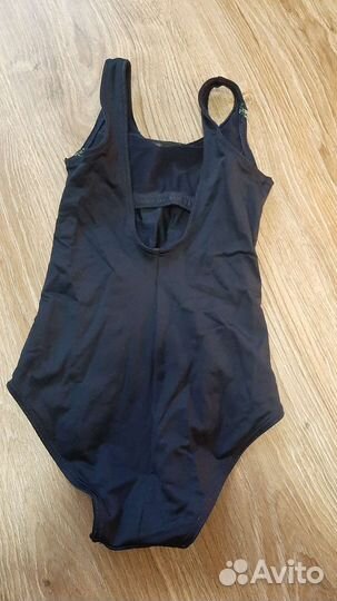 Слитный купальник для плавания