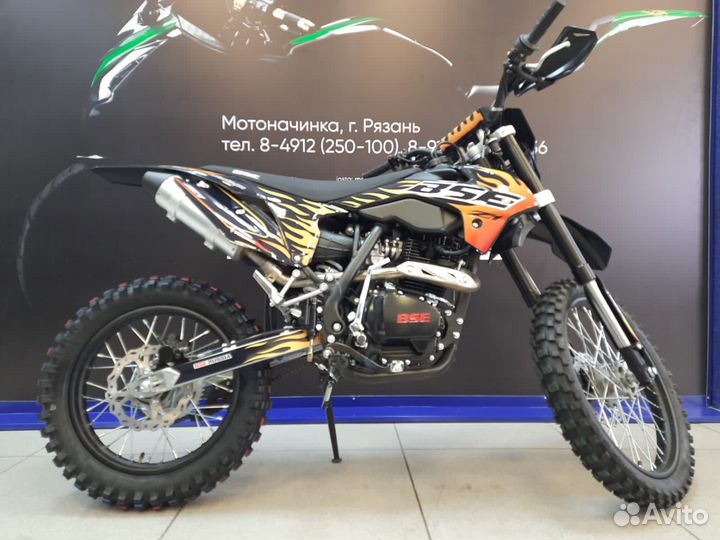 Мотоцикл BSE Z1 Hot Rod Red