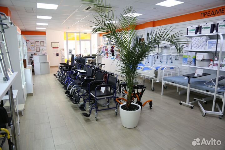 Кресло-коляска с туалетом