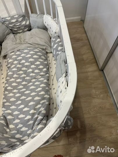 Детская кроватка трансформер с маятником