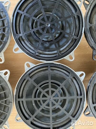 Динамик peugeot 308 разные