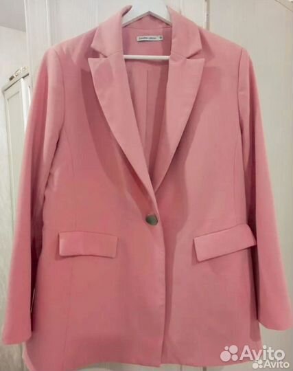 Брючный костюм женский