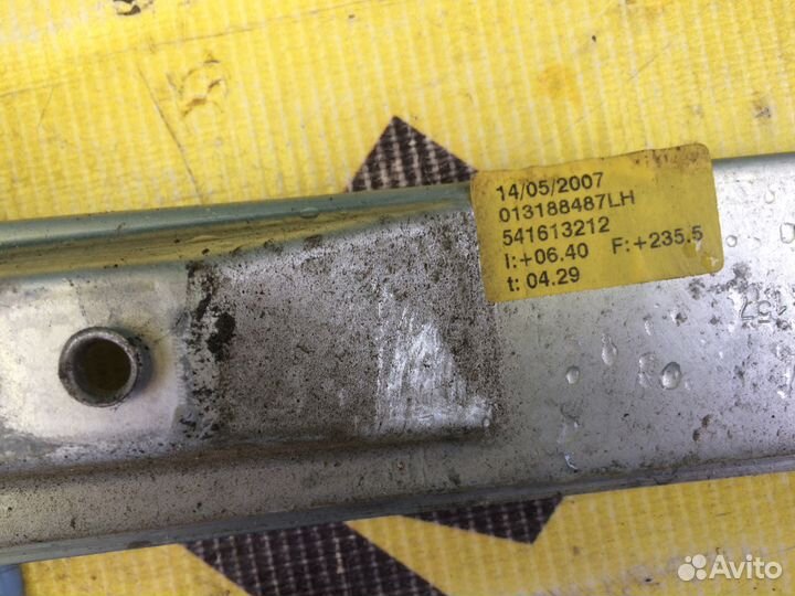 Стеклоподъемник левый Opel Corsa D 3-х дверный