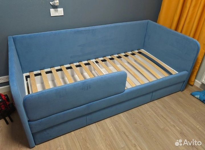 Мягкая кровать диван подростковая детская с ящиком