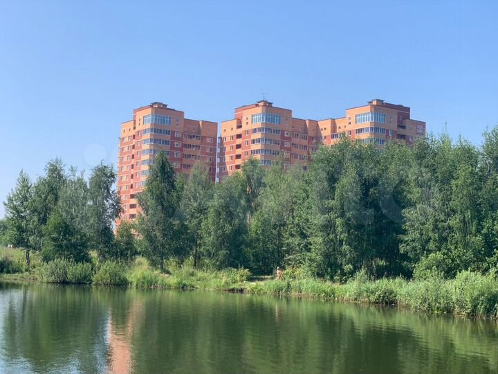 2-к. квартира, 57 м², 8/12 эт.